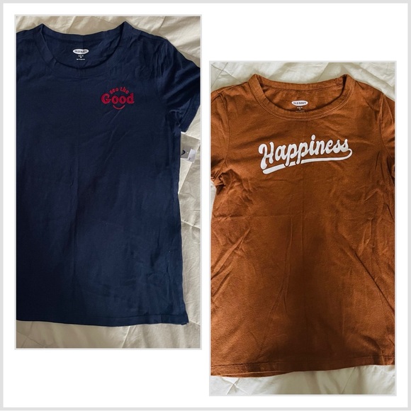 Old Navy Graphic Tee Bundle XS Slim Fit Women’s NEW - Picture 1 of 14
